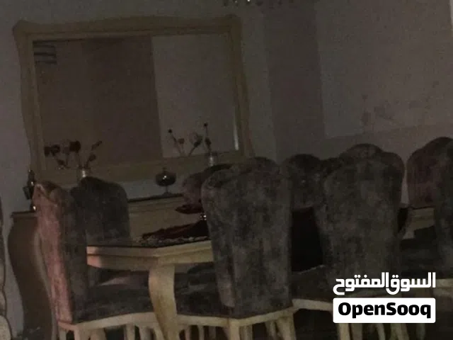 سفرة 8كراسي وبوفيه بمراية كبيرة ونيش 3ارفف خشب زان بالكامل