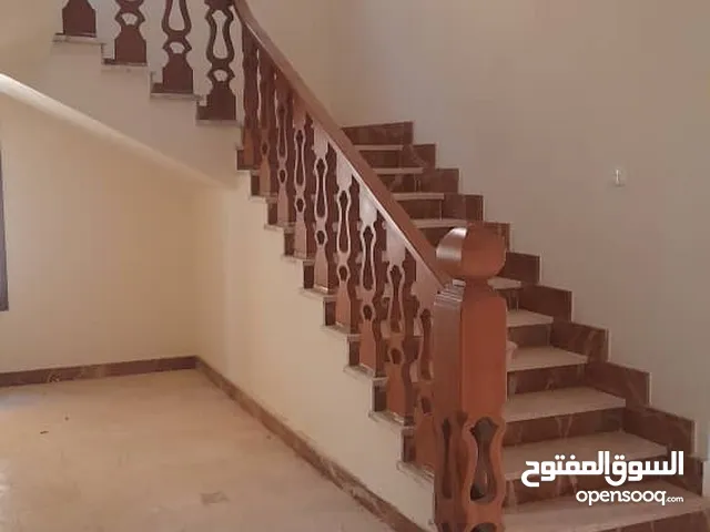 450 m2 More than 6 bedrooms Villa for Rent in Tripoli Alfornaj