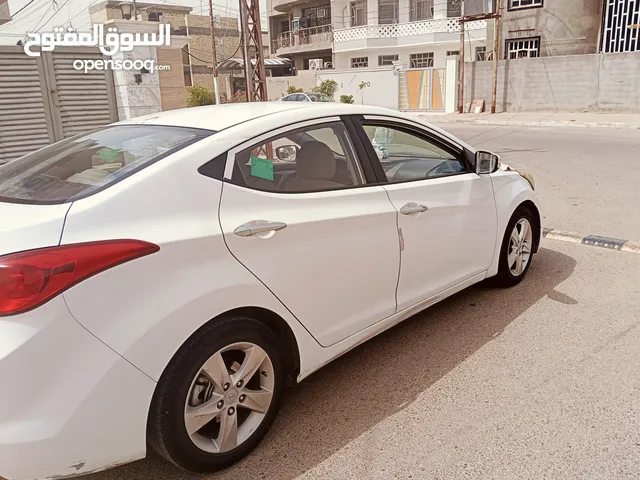 هونداي انترا للبيع موديل 2014 خليجي بيه جاملغ امامي صبغ بدون دواخل وتبدلي بنيد
