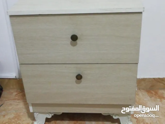 تسريحه وجوارير شبه جديد للبيع