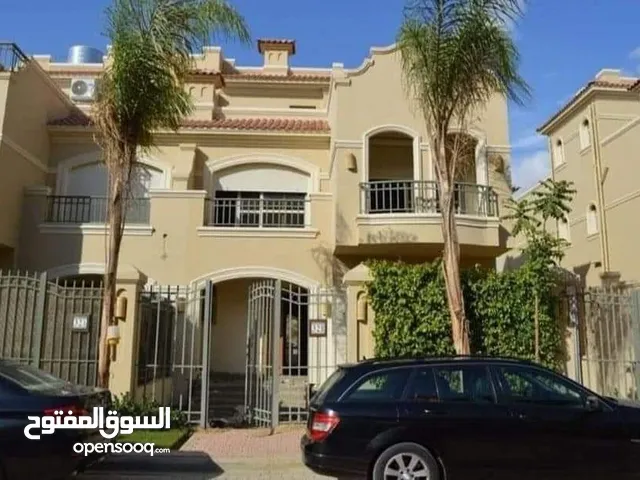 205m2 3 Bedrooms Villa for Sale in Cairo Shorouk City
