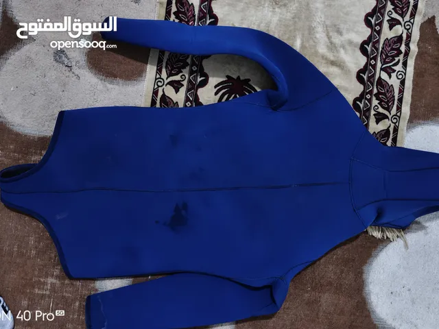 بدلة غطس نصف الفوقي