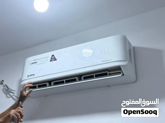 فني كهرباء وتبريد لجميع تاسيسات الكعرباء وتنصيب وصاينه جميع انواع التبريد