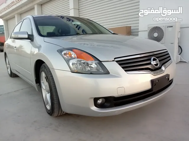 Used Nissan Altima in Tripoli