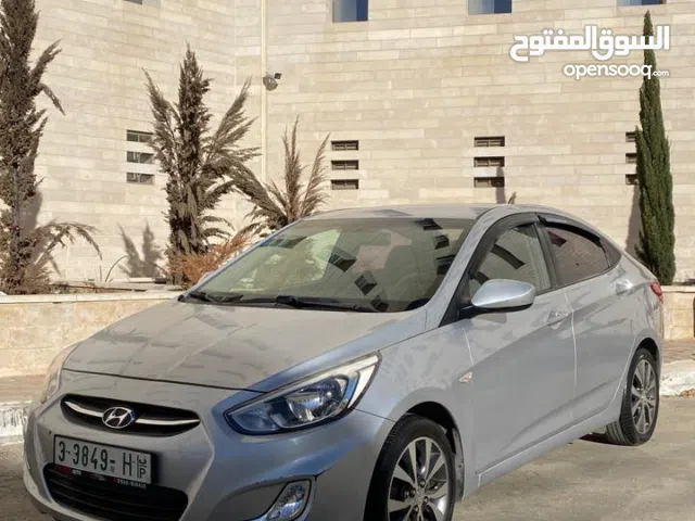 Hyundai accent 2017