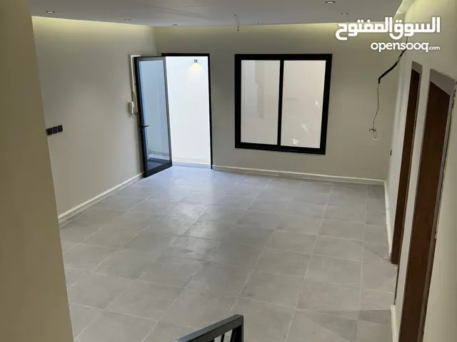 222 m2 3 Bedrooms Apartments for Sale in Dammam Uhud