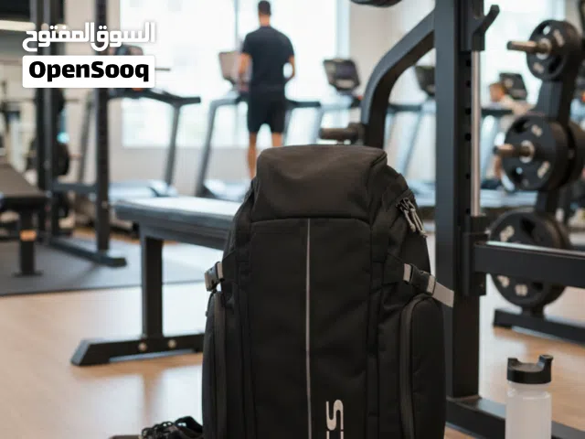 حقيبة ضهر  ممتاز  فيها حافض طعام