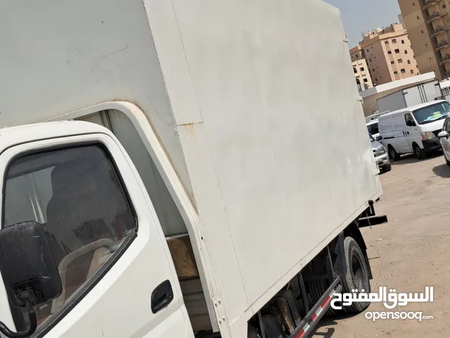 فوتون 2009 للبيع