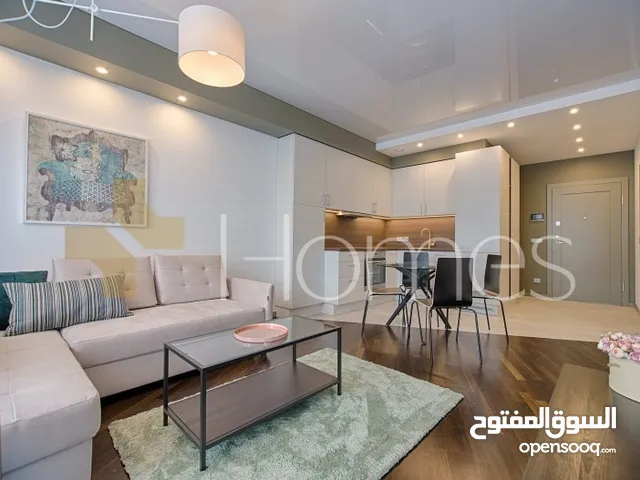 شقة طابق اول للبيع في رجم عميش بمساحة بناء 195م