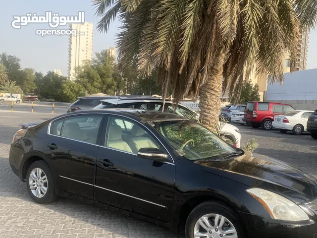 نيسان التيما 2012  فل ابشن فتحه  بحاله فوق المتازه