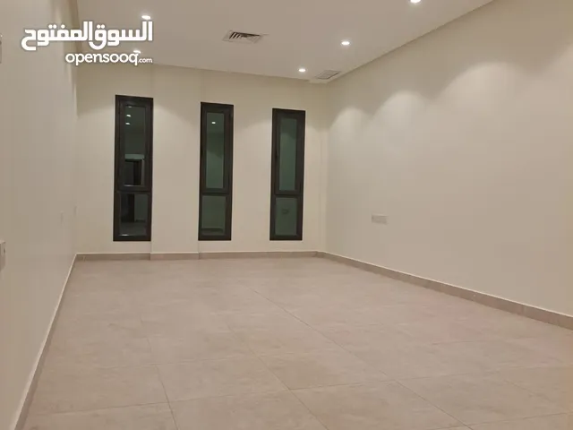 200m2 3 Bedrooms Apartments for Rent in Hawally Jabriya