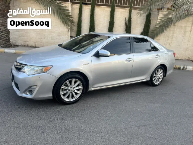 2012 تويوتا كامري XLE