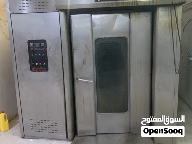 السلام عليكم فرن تونسي جمال بحاله ممتازه بكامل معداته ايطالية المعدات وبسعر كزيوني 45 الف وساهل