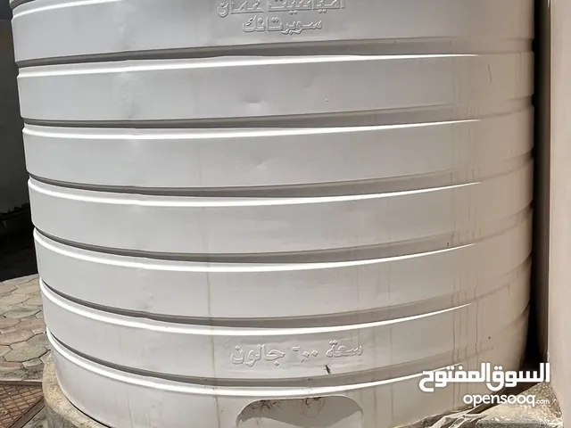 خزان مياه 600 جالون مستعمل صالح للإستخدام لايوجد به اي اضرار  مطلوب 50ریال قابل لتفاوض للجادين