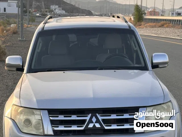 2012 Mitsubishi Pajero GLS