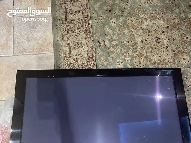 Samsung Plasma 42 inch TV in Jeddah