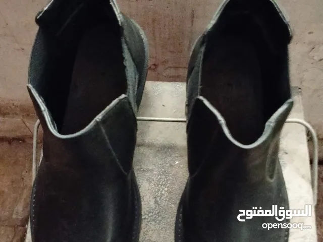 حذاء انيق مناسب للحفلات مع نعل أنيق