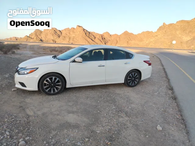 Used Nissan Altima in Al Batinah