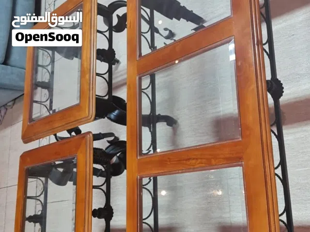 طاولات زجاج