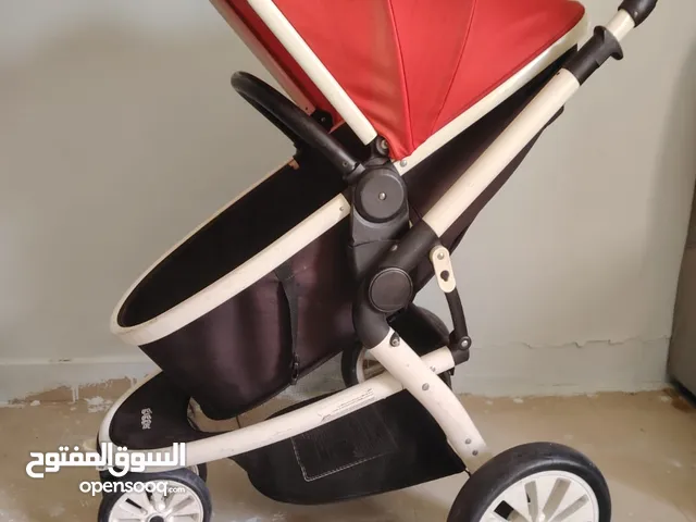عربانة اطفال ماركة جيجليس