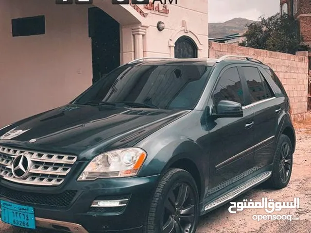 سياره مرسديس ام ال - 2011   موجود في صنعاء نظيفه جدا وارد امريكي Mercedes-Benz ML-Class 350