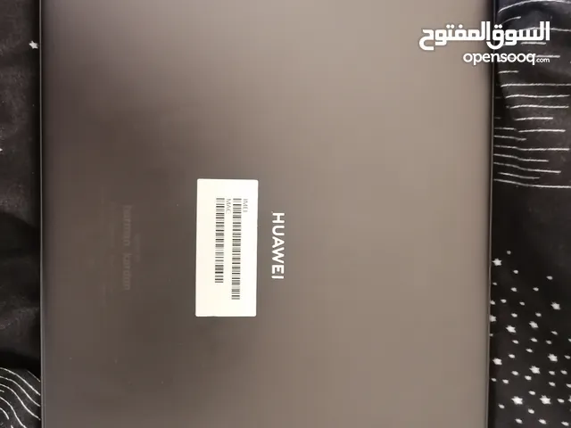 تابلت هواوي نظيف جدا استعمال سنة فقط