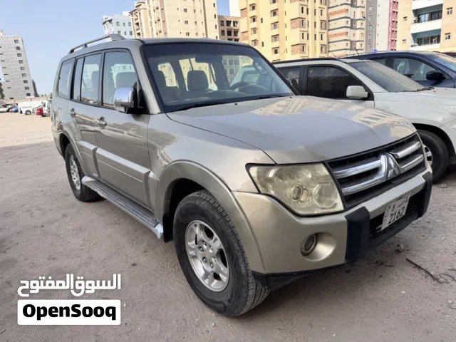 2007 ميتسوبيشي باجيرو GLX