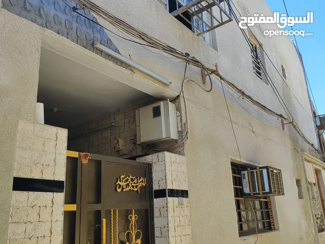 87 m2 4 Bedrooms Townhouse for Sale in Baghdad Gherai'at