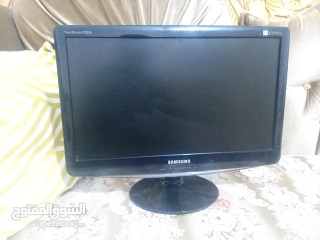 شاشة بتوخد اربع كمرات 22.2