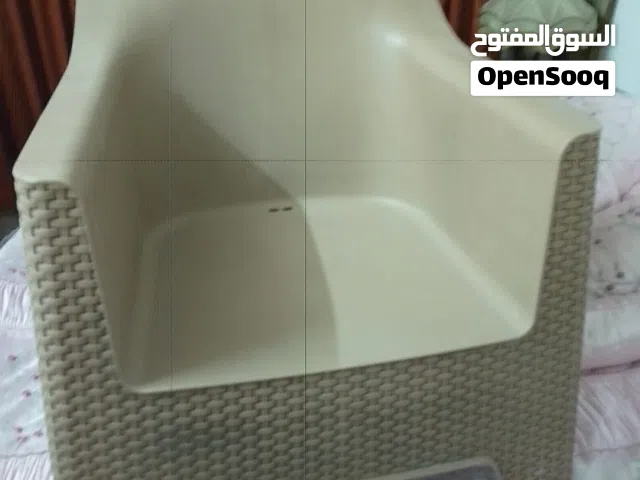 كرسي فوتيه بحالة ممتازة والسعر قابل للتفاوض