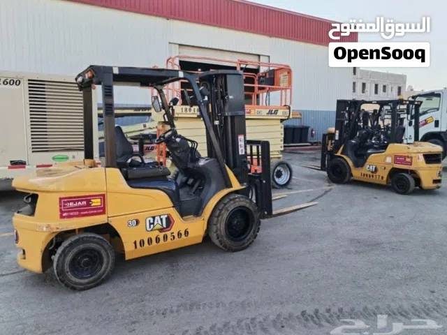 تاجير الرافعات الشوكيه افضل الاسعار تحميل وتنزيل جميع انواع البضائع نقل البضائع خدمه 24 ساعه