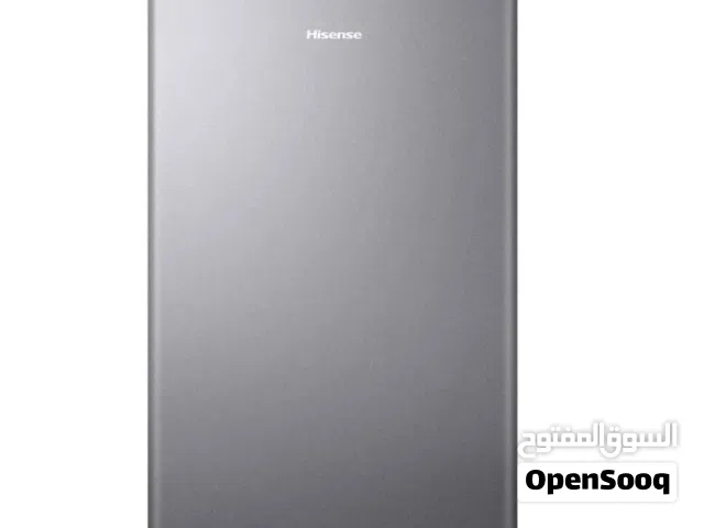 ثلاجة Hisense  صغيرة بحالة ممتازة استعمال بسيط ستانلس ستيل الإضاءة الداخلية LED تصنيف الطاقة: A+