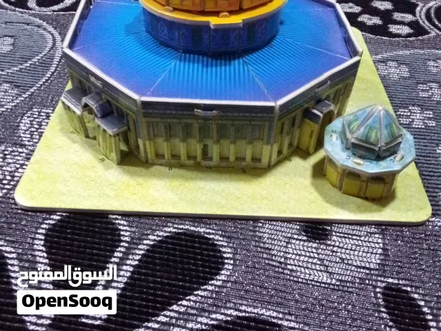 مجسم 3D اقرأ الوصف