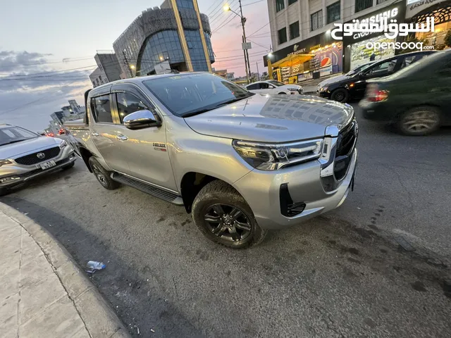 Used Toyota Hilux in Amman