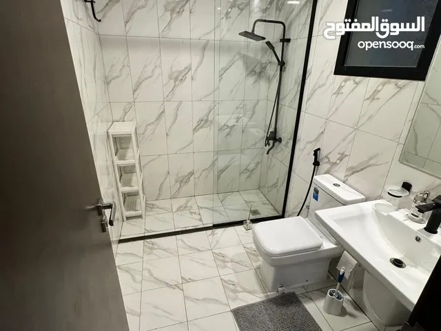 سباك صحى لى جميع انواع الإصلاحات والتاسيسات وتسليم البلاغات والصرف الصحى