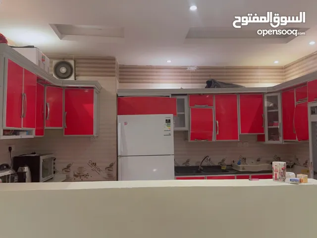 107 m2 4 Bedrooms Apartments for Rent in Jeddah Al Marikh