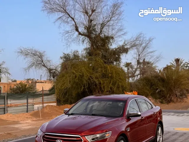 Ford Taurus 2016 in Al Batinah