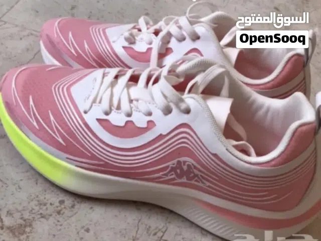 حذاء رياضي kappa جديد