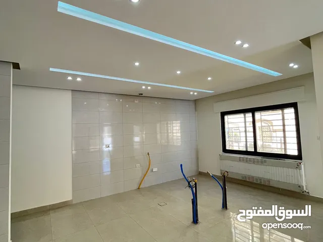 210m2 3 Bedrooms Apartments for Sale in Amman Al-Mansour