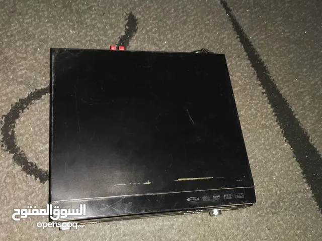 دي في دي DVD يعرض أفلام ومنظم صوت ويخدم عالمنظومات واين شاشه نوع كوري حاجه نظيفه نظيفه للبيع مستعجل