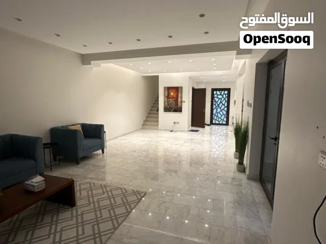 400 m2 4 Bedrooms Villa for Rent in Southern Governorate Askar
