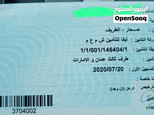 2015 تويوتا كامري LE