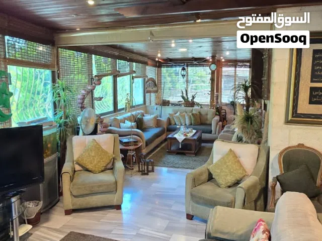 للبيع شقة ارضيه بتلاع العلي 260 م داخلي و300 م خارجي