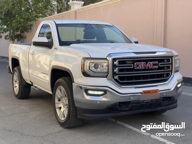 GMC sierra Z71 2016