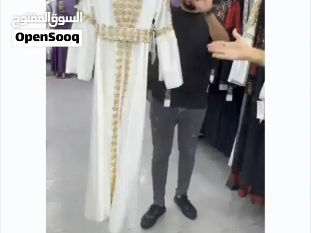 اعلان فساتين سهره