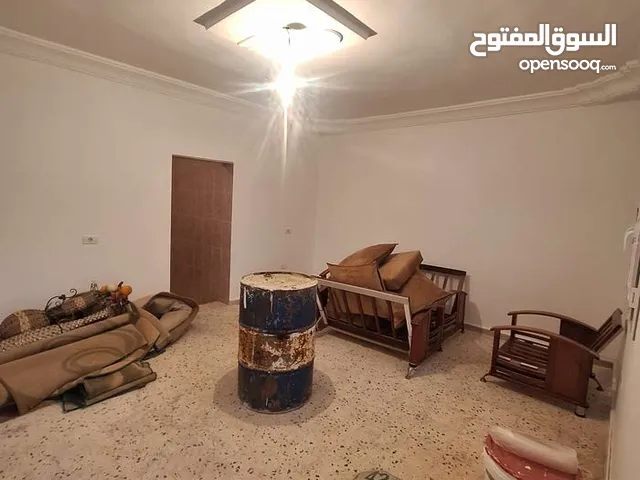 5 m2 1 Bedroom Townhouse for Rent in Tripoli Ain Zara