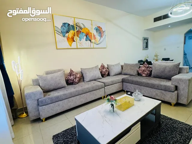 الشارقه الخان برج الروز