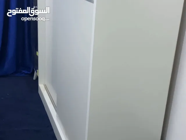 غرفة نوم شبابية للبيع في عمان