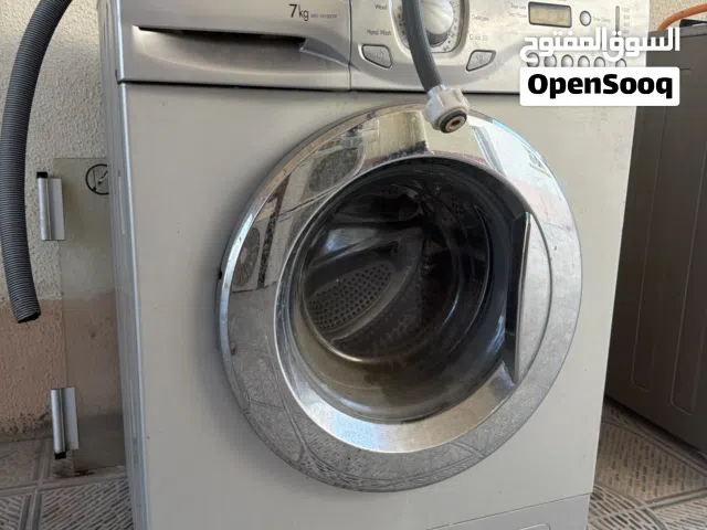غسالة ملابس LG أتوماتيك حجم كبير بحالة ممتازة للبيع بدون اعطال او مشاكل