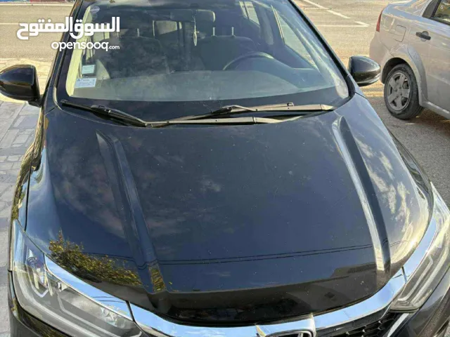 HONDA - Modèle VP - Noir Élégant